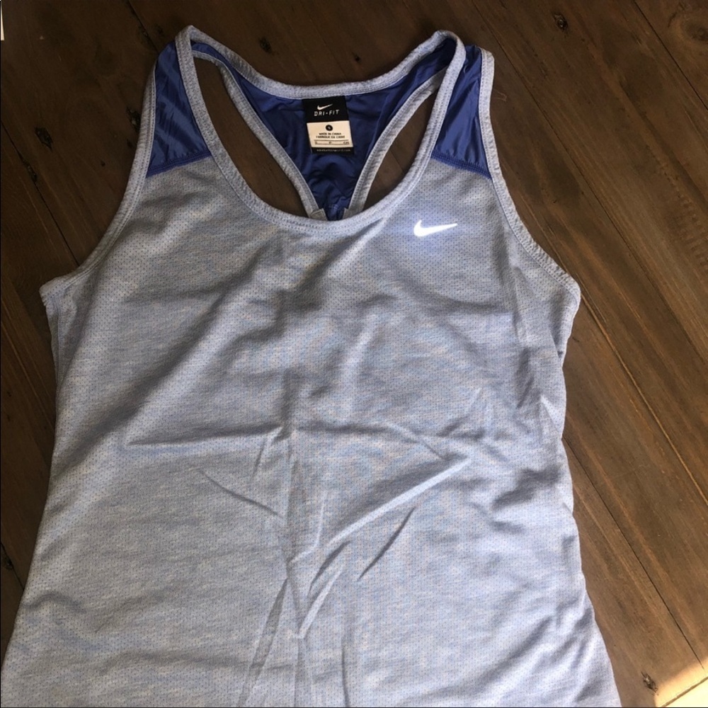 ☀️Nike - White Dri-Fit Keyhole Back Tank - S